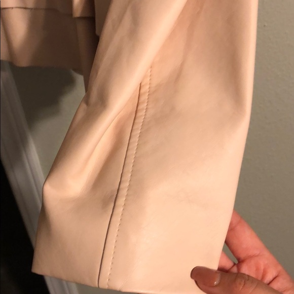 Light pink leather jacket - Picture 3 of 4